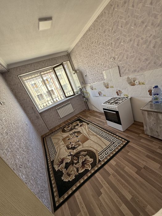 Oltin samarqand 3-xonali kvartira sotiladi