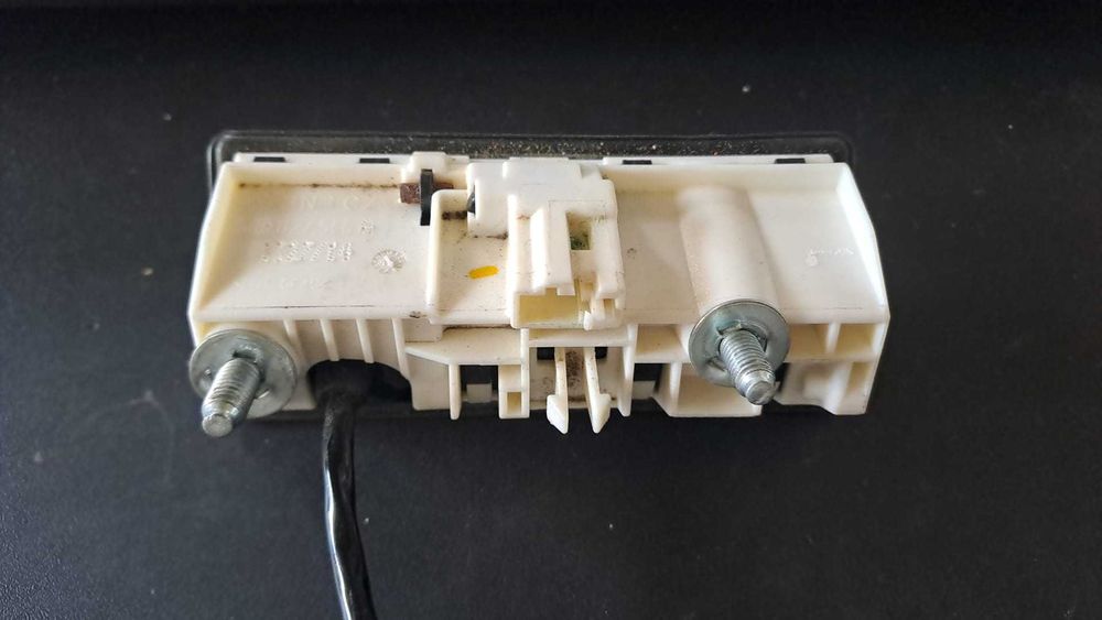 Camera marsarier completa cu buton deschidere pentru VW Passat B7 / Variant / Combi / Break
