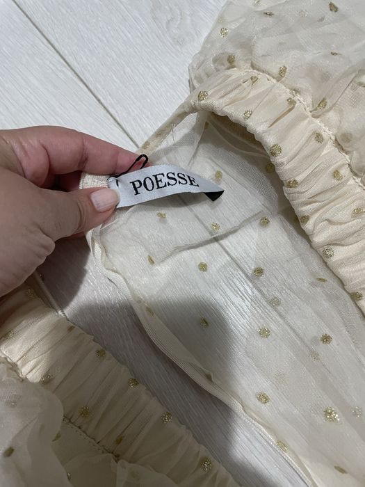 Rochie decolteu V tulle TGH