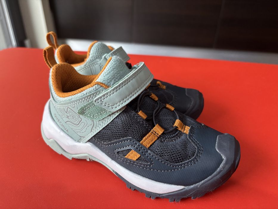 Vând încălțăminte pentru drumeție Crossrock - mârimea 28