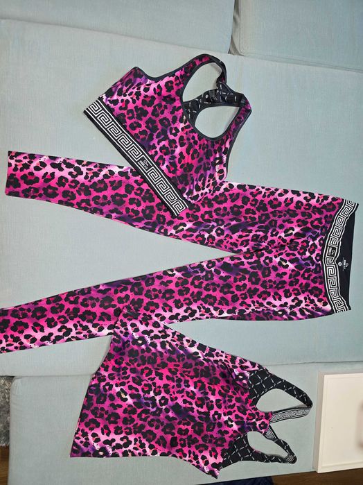 чисто нов спортен комплект Codefit размер М