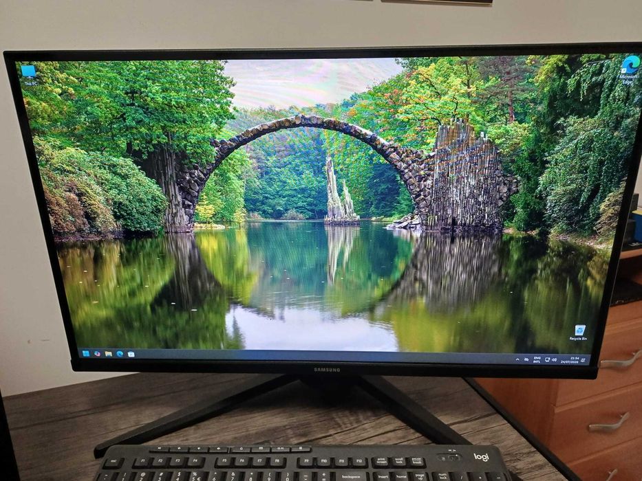 PC AMD Ryzen5 4500 6C/12T 3.6 GHz, 32 GB RAM DDR4, GeForce GT710-2GB, 500 GB SSD + Monitor ODYSSEY G3 27" FHD/144Hz/1ms