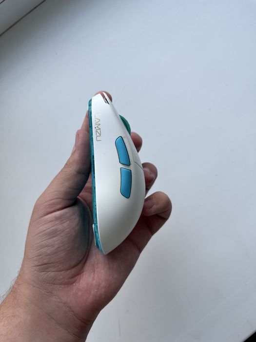 Lamzu atlantis mini