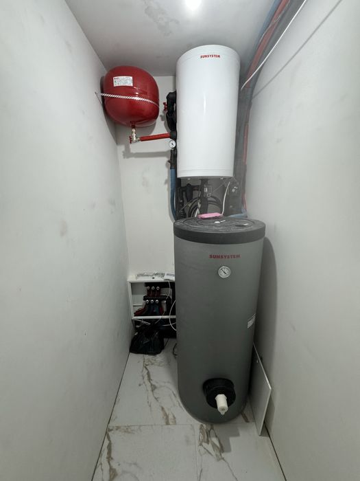 Продажба и монтаж на термопомпи, климатици и фотоволтаични системи