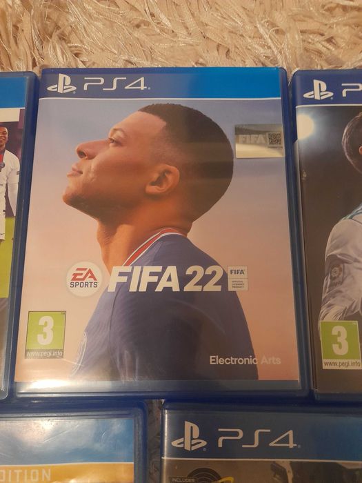 Игри за PS 4, 5 броя