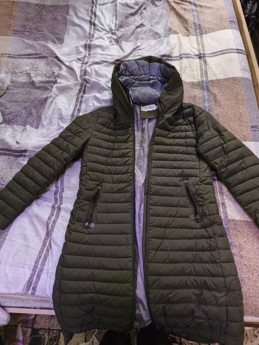 Ayollar kurtkasi. Xxl razmer. Kulrang