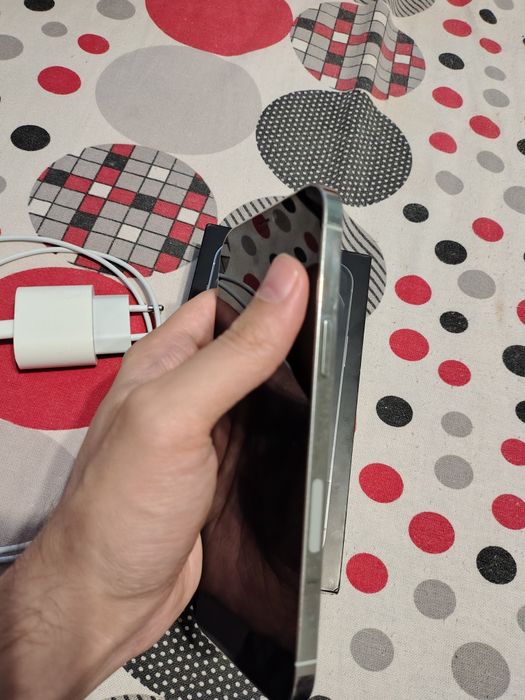 Продам смартфон Iphone 12 pro max 256Гб