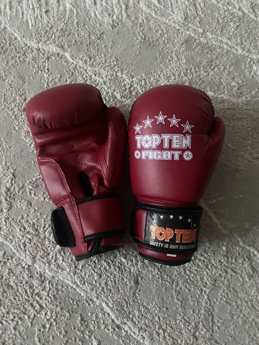 Перчатки для бокса,кикбоксинга
