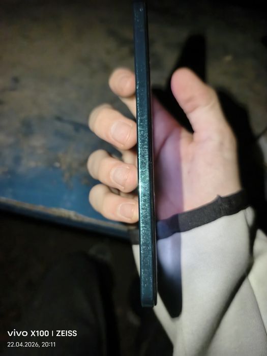 Продам vivo v40 lite