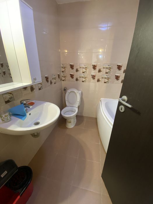 Inchiriez  AP 2 camere si garsoniera MILITARI residence . ZERO conision