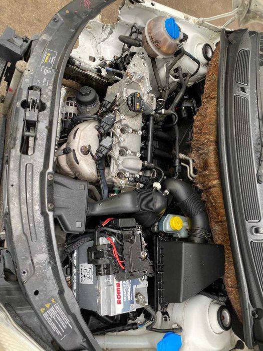 dezmembrez skoda fabia 1.2 cod motor CHFA/far fabia 2/capota fabia 2