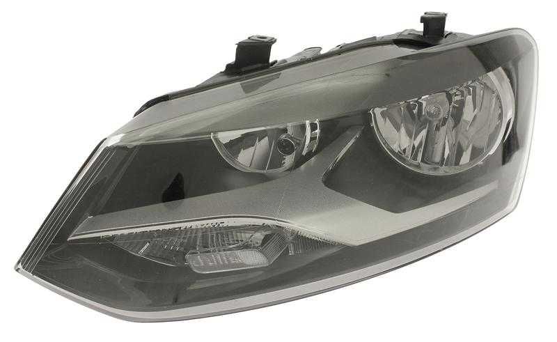 Far stanga/dreapta VW Polo 6R an 2011-2014 , faruri noi