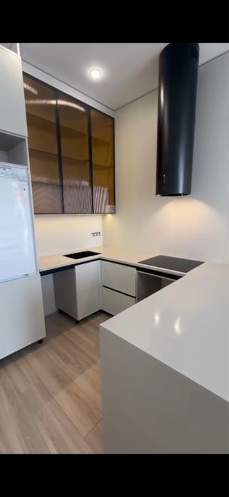 Островная вытяжка MAUNFELD LEE ISLA 39 Black — новая, 230 000 ₸
