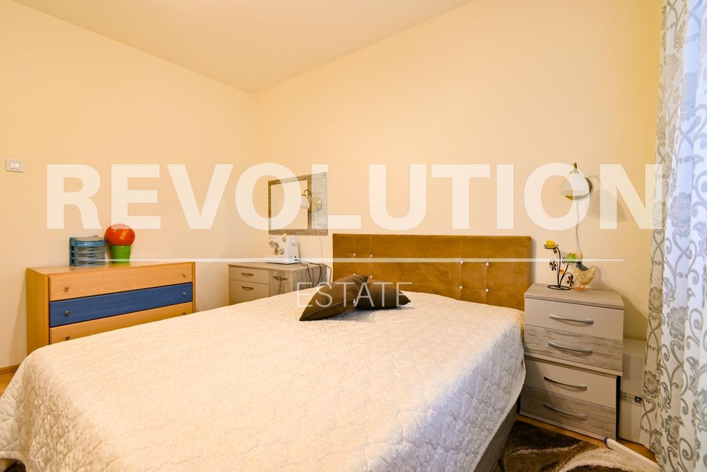 Дава се под наем Четиристаен апартамент в София, Оборище - 90 кв.м за 850 € - Снимка #7