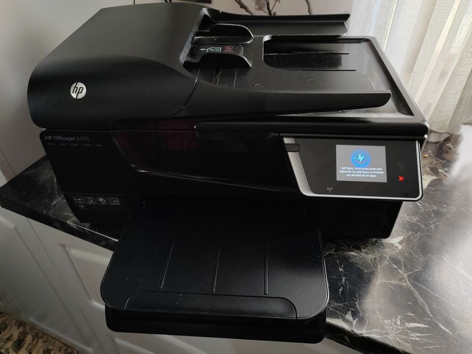 Vând două imprimante in stare de funcționare.