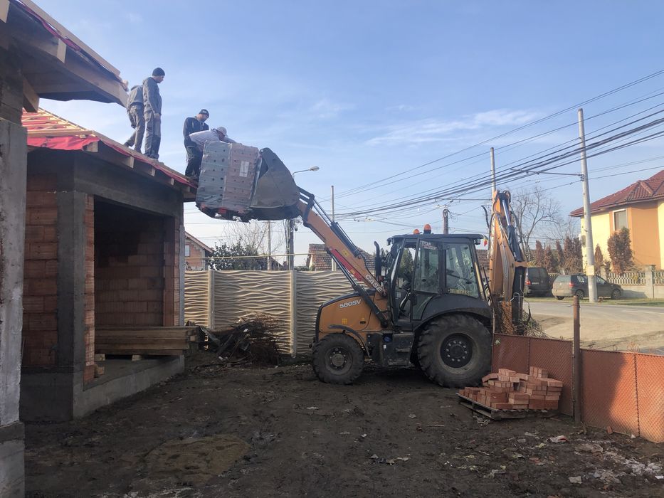 Inchiriez buldoexcavator