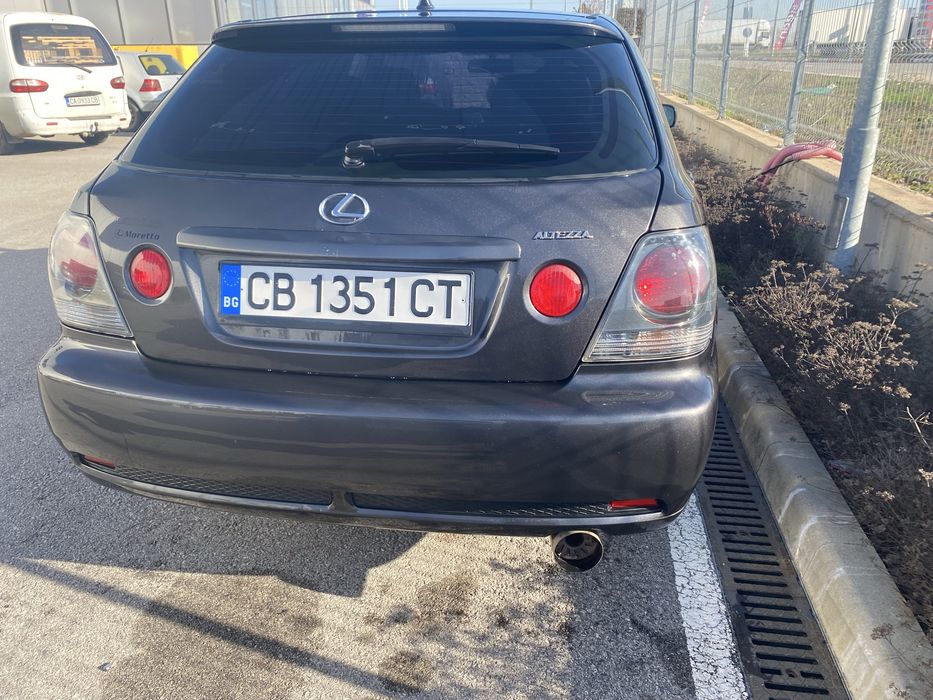 Lexus is200 - compressor