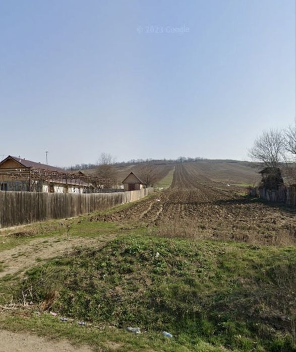 Teren intravilan deschidere 20 m, rețea gaz - Vedere 5