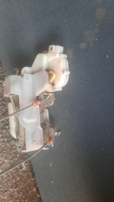 Запчасти на делику булку