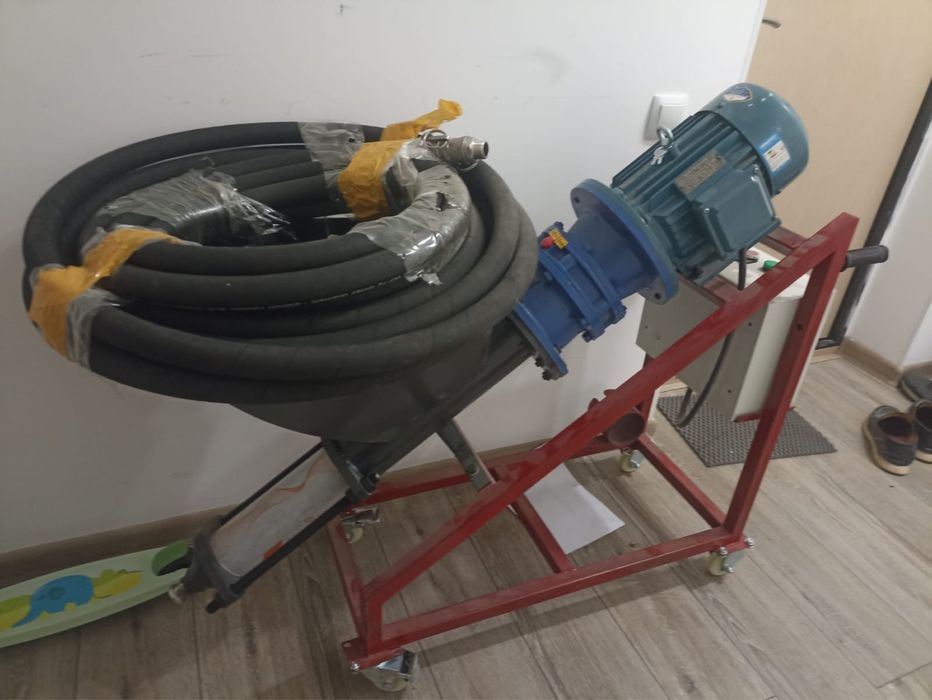 Штукатурный агрегат новый