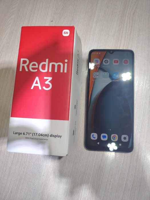 Redmi A3 почти новая