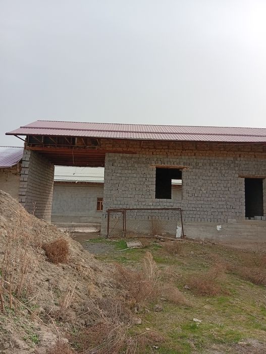 Участка сотилади