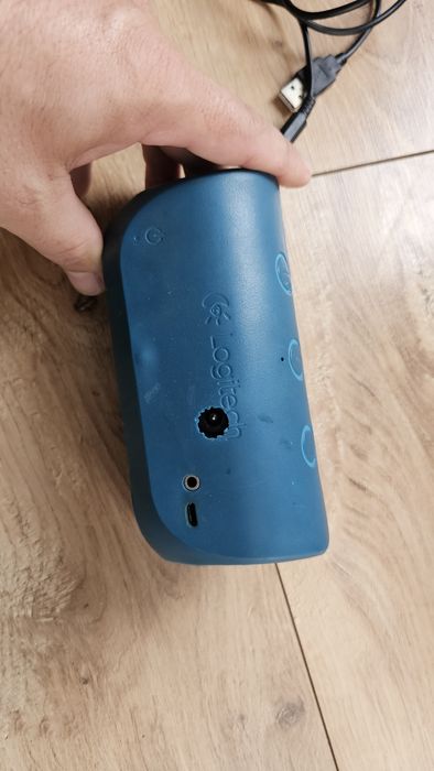 BOXA Logitech.  Boxa. Bluetooth
