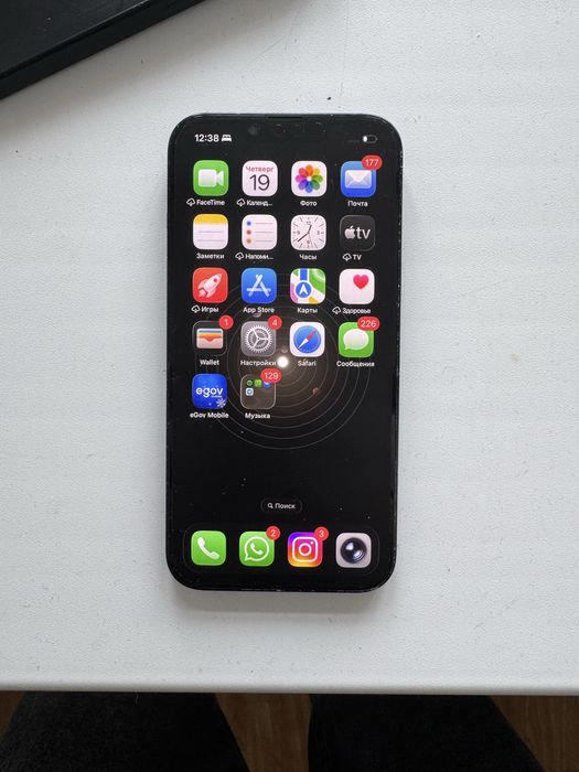 Продам Айфон 13/128