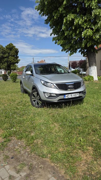 KIA Sportage 2011 — imagine 2