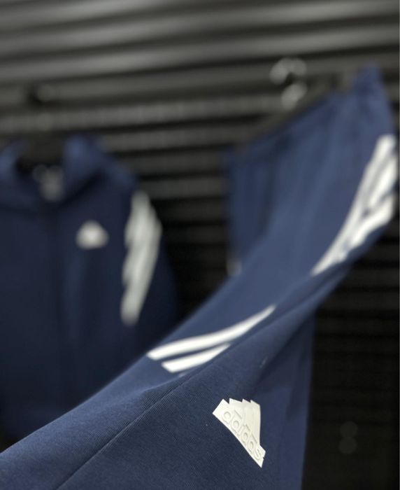 Екип Adi*as тъмно син