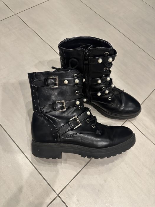 Красиви боти 39 номер