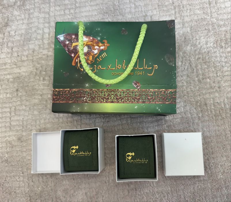 Коробки подарочные футляр для колец