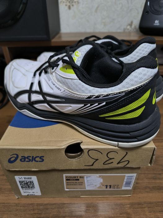 Asics court slide2