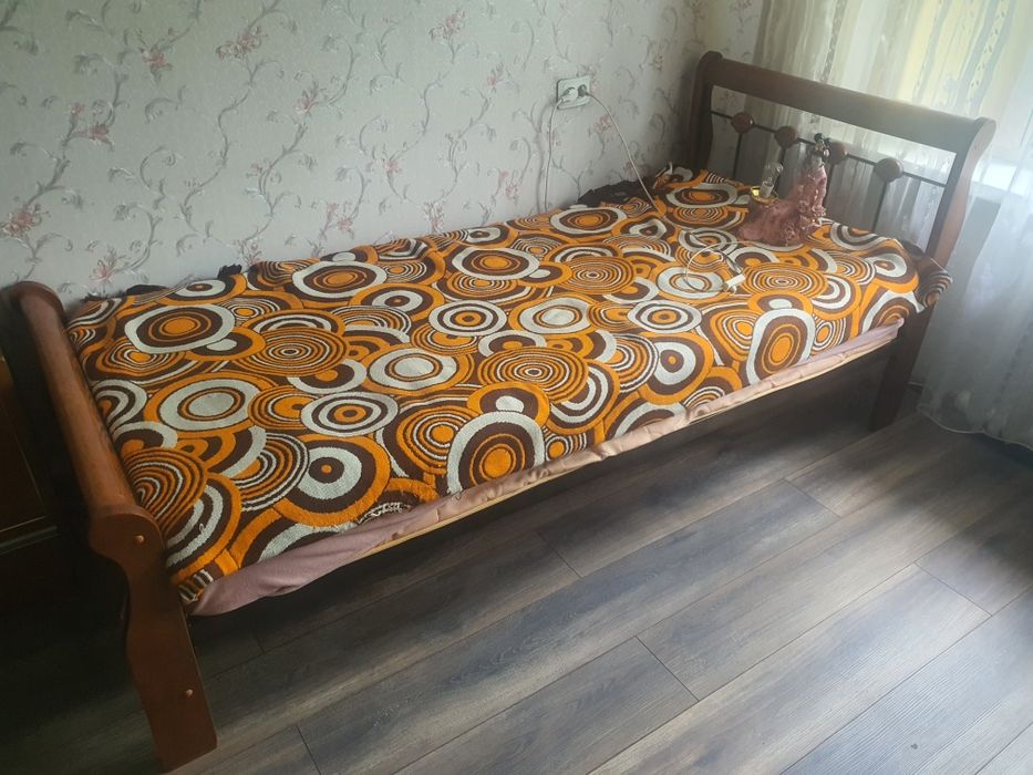 Кровать односпальная