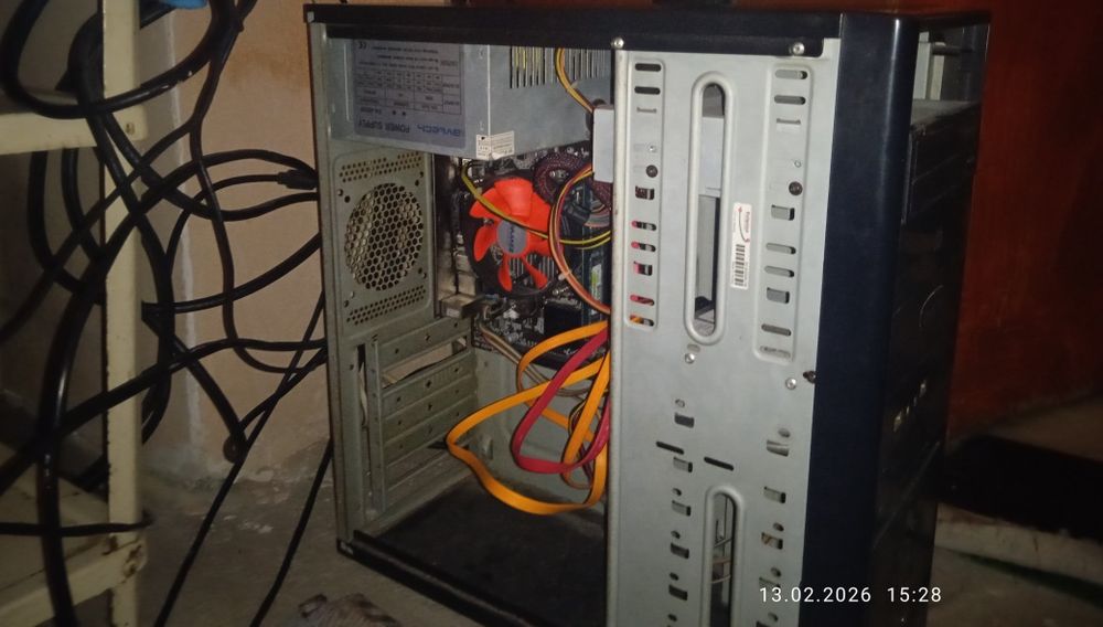 Продаётся компьютер полный комплект