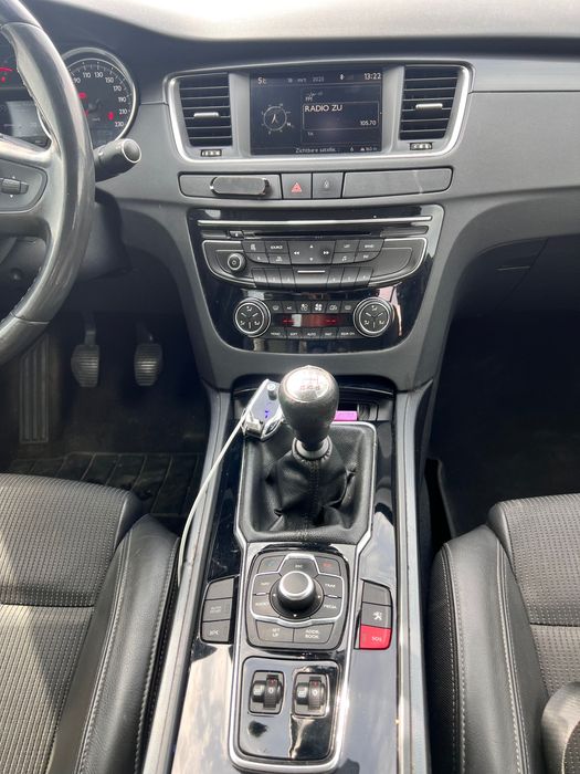 VÂND/SCHIMB Peugeot 508,an 2011,motor 1,6,156CP
