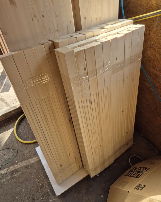 Столярный цех изготовит столбы, балясины,перила итд.