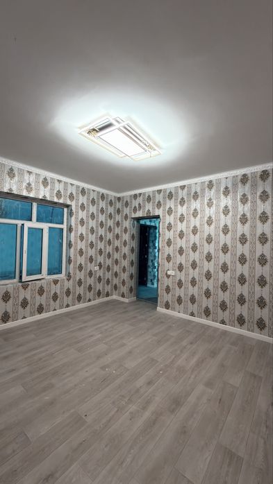Uy sotiladi 2.5sotix 5xona 2sanuzel 61.000$kelishamz