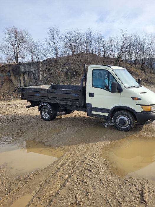 Vând iveco basculabil 3 parti