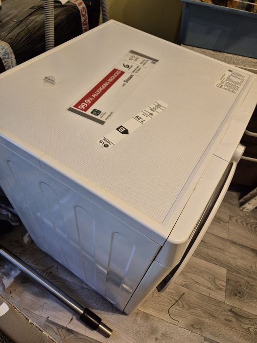 Пералня със сушилня LG Direct Drive