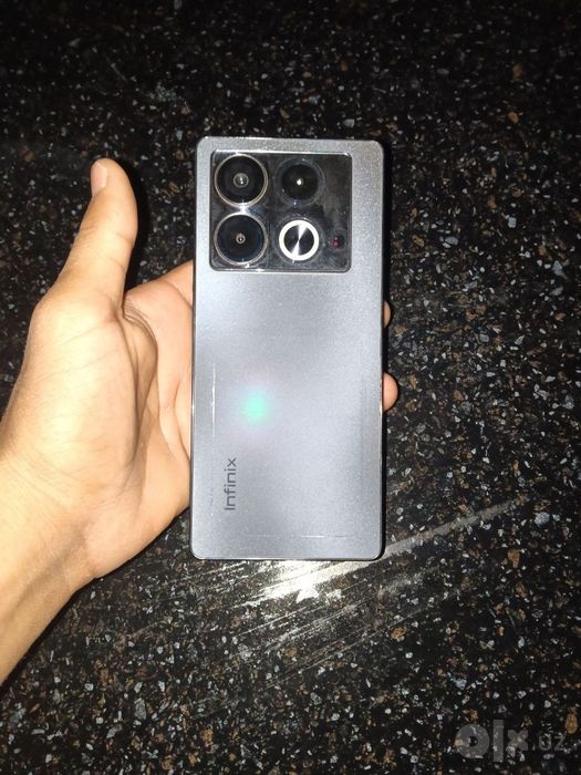 Infinix note 40.