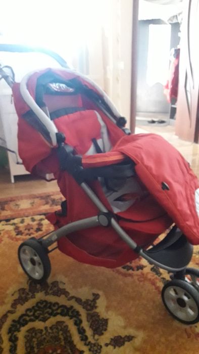 Продам детскую коляску