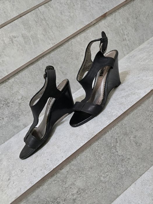 Продаю босоножки, 33 размер, кожа