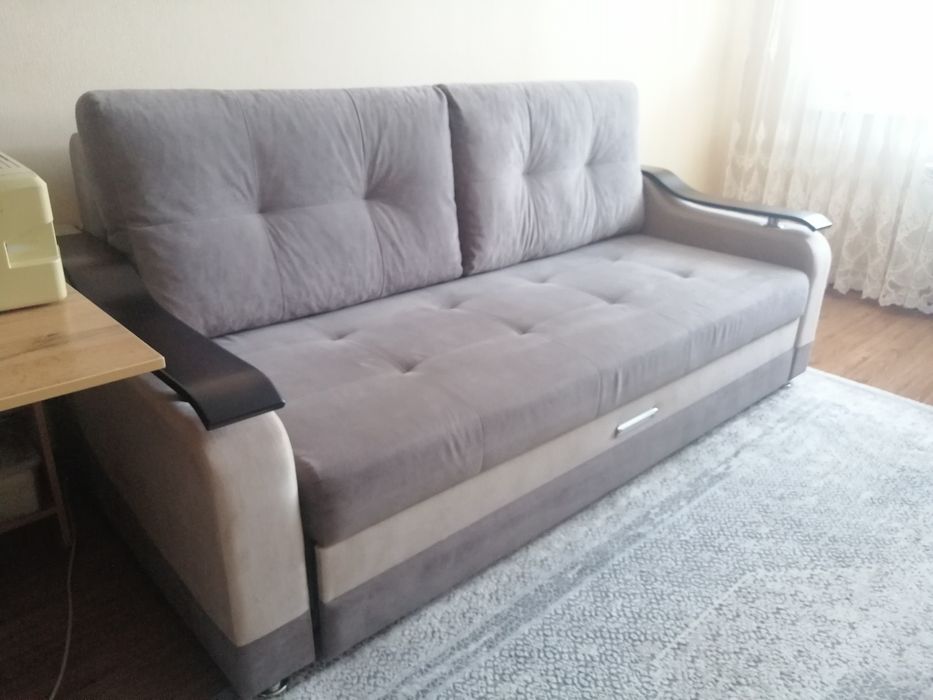 Диван  б/у в хорошем состоянии.