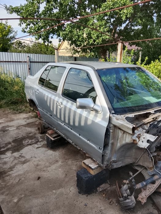 Венто. Разбор. Двигатель. Коробка. Запчасти.