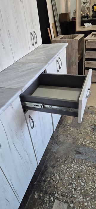 Кухонный гарнитур НОВЫЙ!