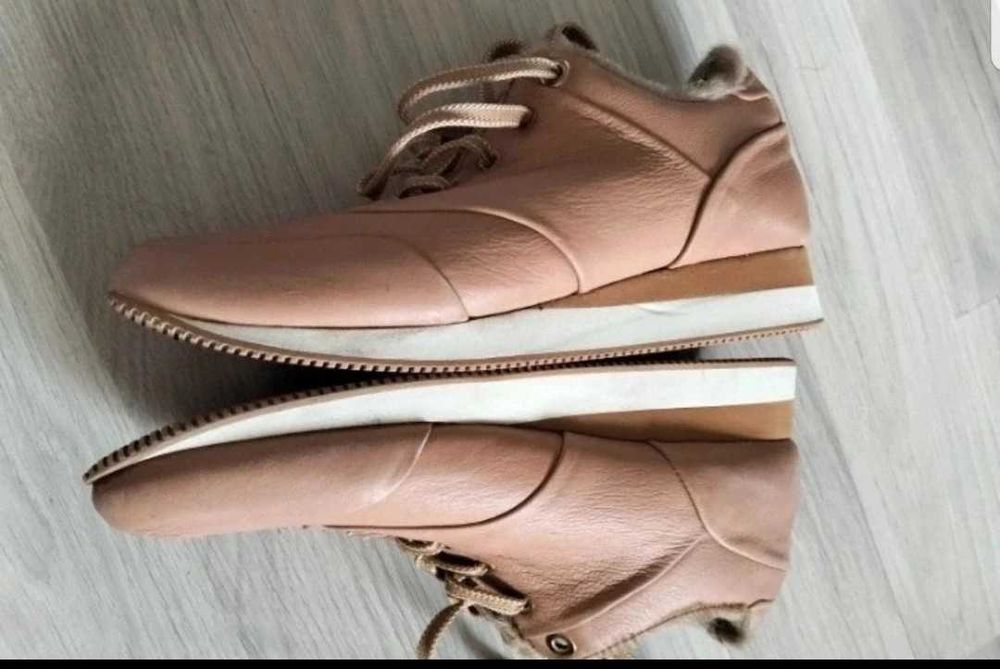 Botine  piele naturală Max Mara, mărimea 40, căptușite