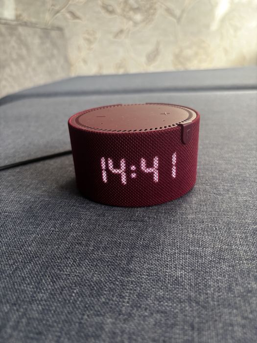 Яндекс Станция Мини с часами, красная