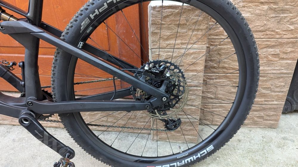 Bicicleta cube ams carbon, axs fox Kashima full suspension