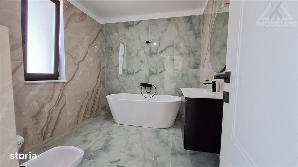 Casa Valea Lupului,4 camere,2 bai,Incalzire pard,Canalizare,0% Comisio